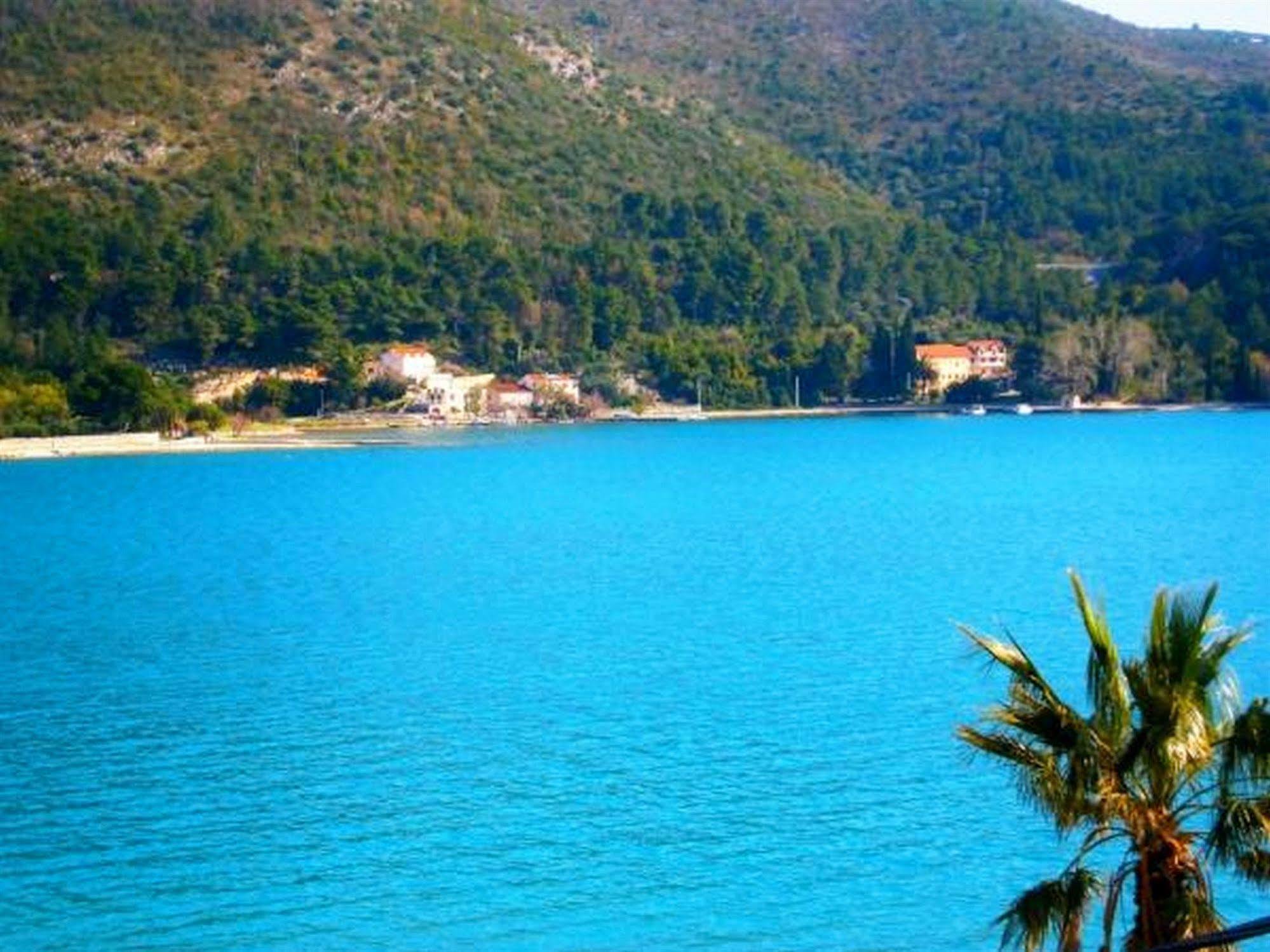 Villa Adria Slano Buitenkant foto