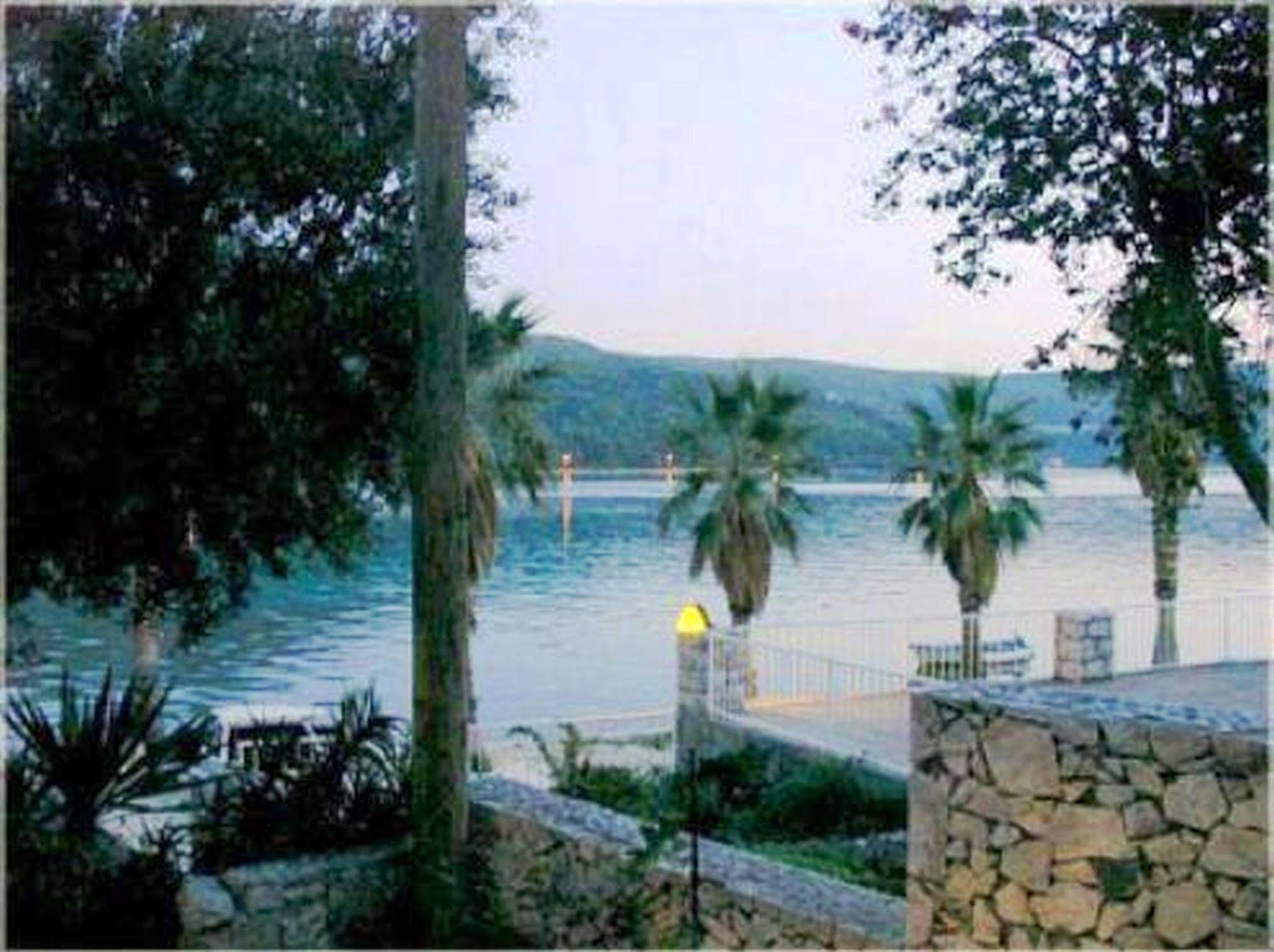 Villa Adria Slano Buitenkant foto
